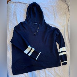 American Eagle navy sweater/hoodie, size M
